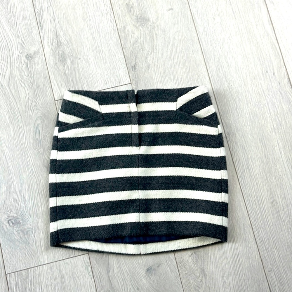 Maje (French brand) 34 Gray and white striped wool miniskirt bought in Paris